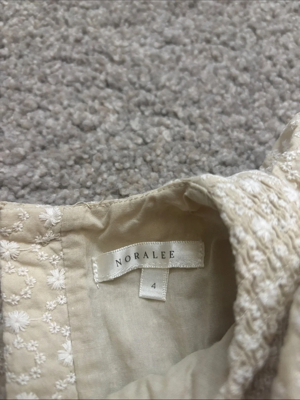 Noralee size 4T Little Girls' Cream Floral Flutter-Sleeve Dress